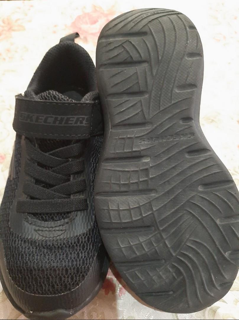 Skechers shoes boy size 28 / sepatu sekolah full black skechers ori