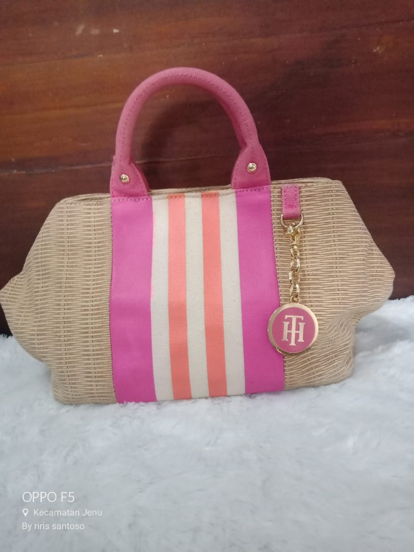 how to tell if tommy hilfiger purse is real