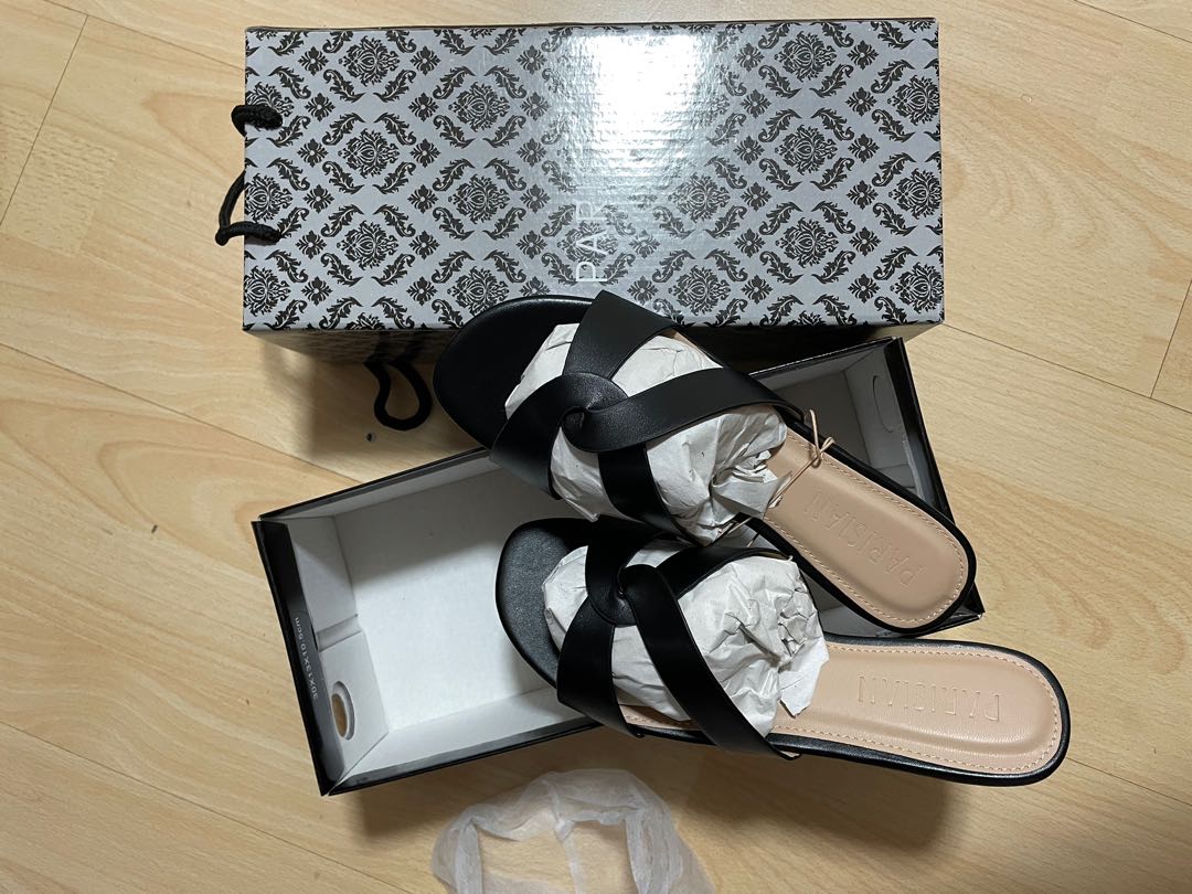 Bag your Shoes - Mall Pull Out Parisian Sandals Black Size 9 | Facebook