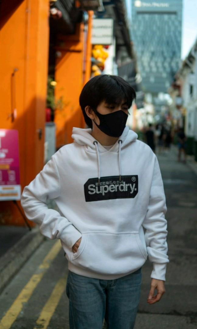 White hoodie superdry discount