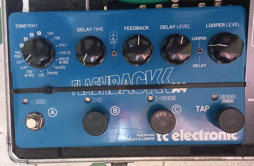 TC ELECTRONIC FLASHBACK X4 DELAY  LOOPER, Hobbies  Toys, Music  Media,  Musical Instruments on Carousell