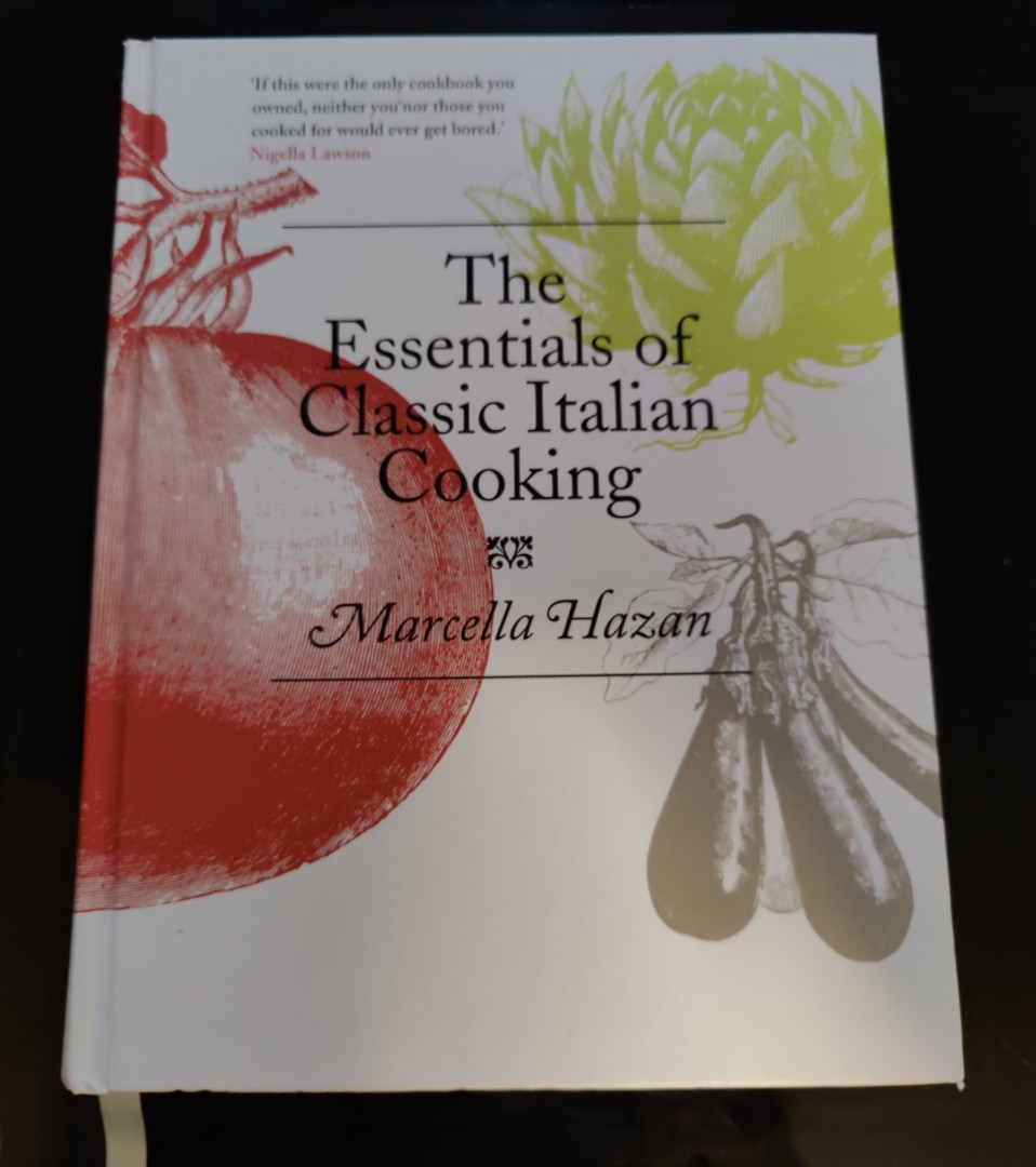 The Essentials of Classic Italian Cooking (Hardcover) Marcella Hazan, Hobbies & Toys, Books
