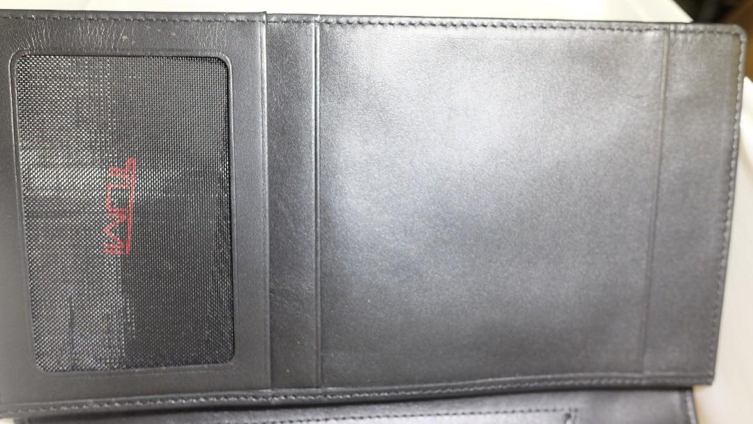 Tumi (Category: Luxury Bags & Wallets) located in Baguio. Submitted by greatdealfinder (Listing ID 1170721273, Image 3). Description: Tumi Travel Organizer.