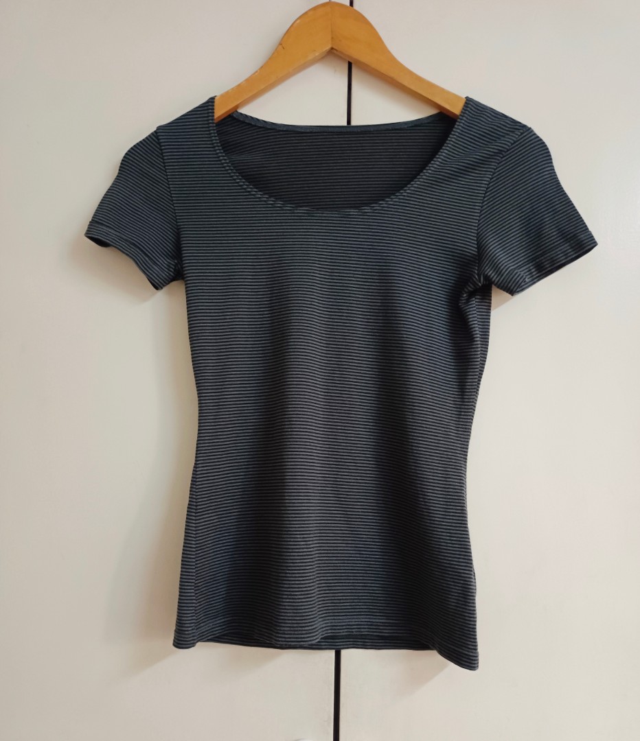 Uniqlo Heattech, Women's Fashion, Tops, Shirts on Carousell