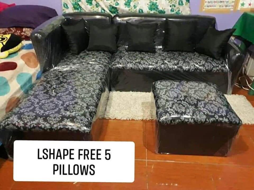 URATEX SOFA SET, Furniture & Home Living, Furniture, Sofas on Carousell