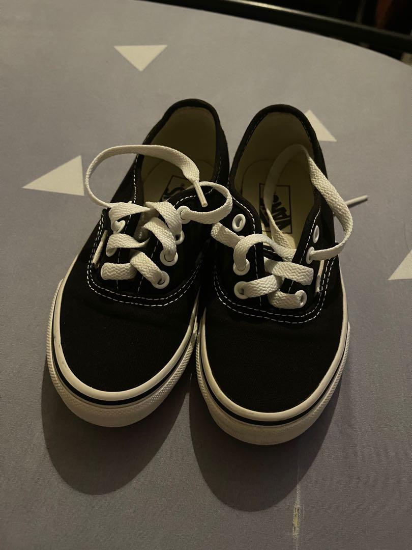 Childrens vans size hotsell 11