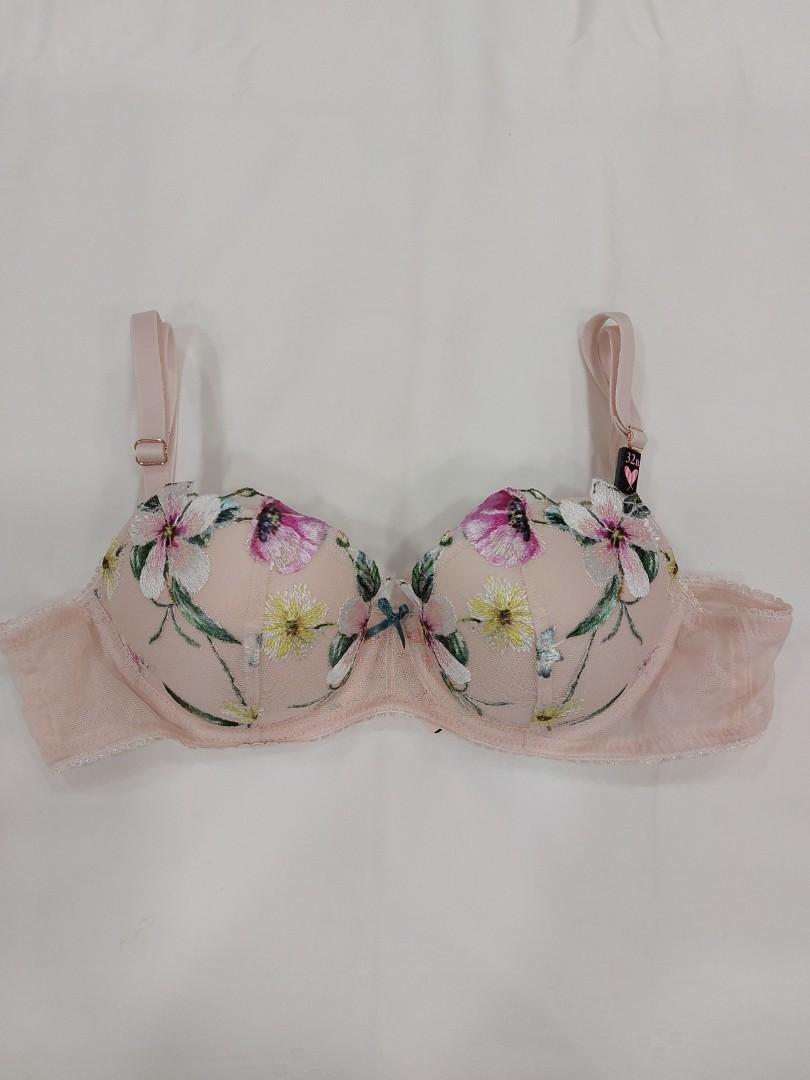 Victoria secret (limited edition) dream angels lightly lined spring bouquet demi  bra 32B, Women's Fashion, New Undergarments & Loungewear on Carousell