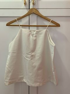 (Category: ) located in . Submitted by 88wardrobe (Listing ID 1170872592, Image 1). Description: .