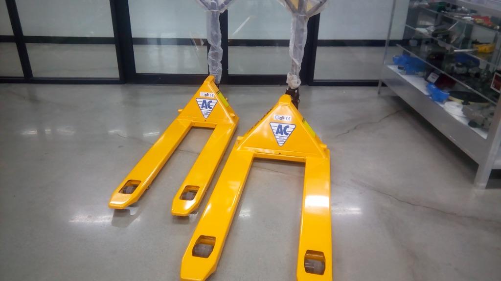 Xilin Brand jack pallet, jack lift, pallet truck 500 kg to 5 tons