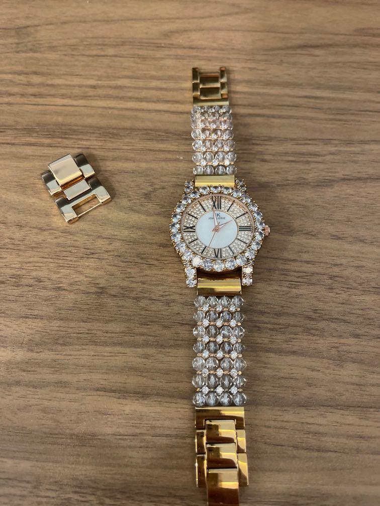 Watch mall hotsell