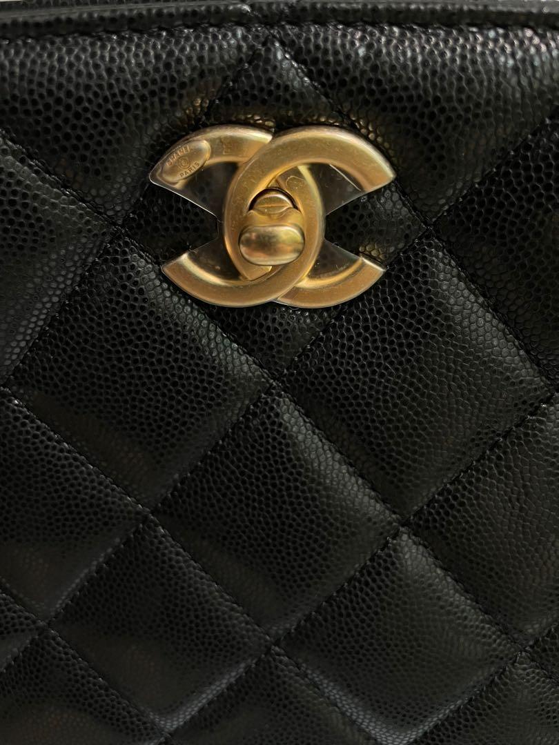 Chanel 22A Hobo Bag With Gold Coin In White - Praise To Heaven