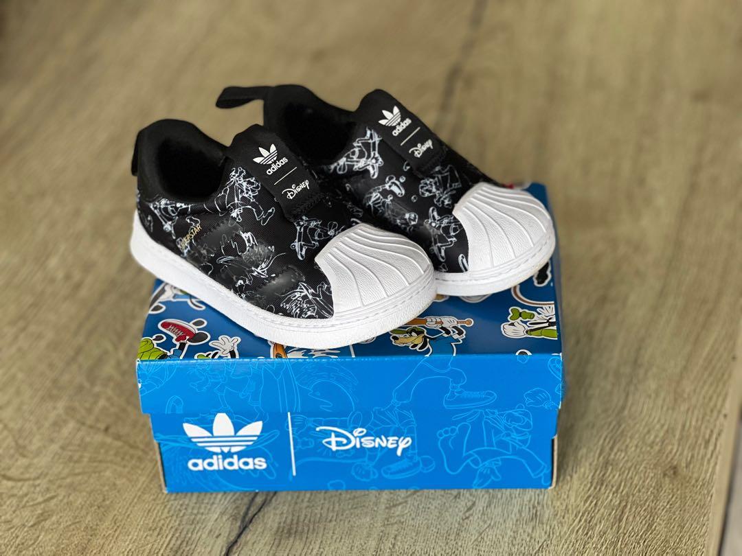 adidas gazelle silver green womens Adidas Boys Disney Mickey Mouse Tensaur Sneakers In White  Sedgars SA
