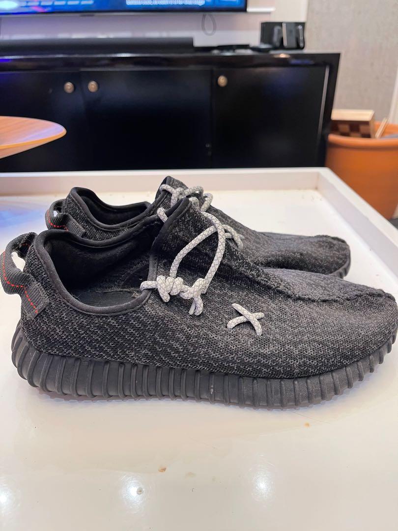 yeezy shoes in black