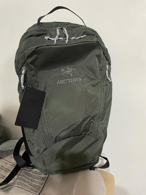 Arcteryx Mantis 26L Backpack (Special Green), 男裝, 袋, 背包