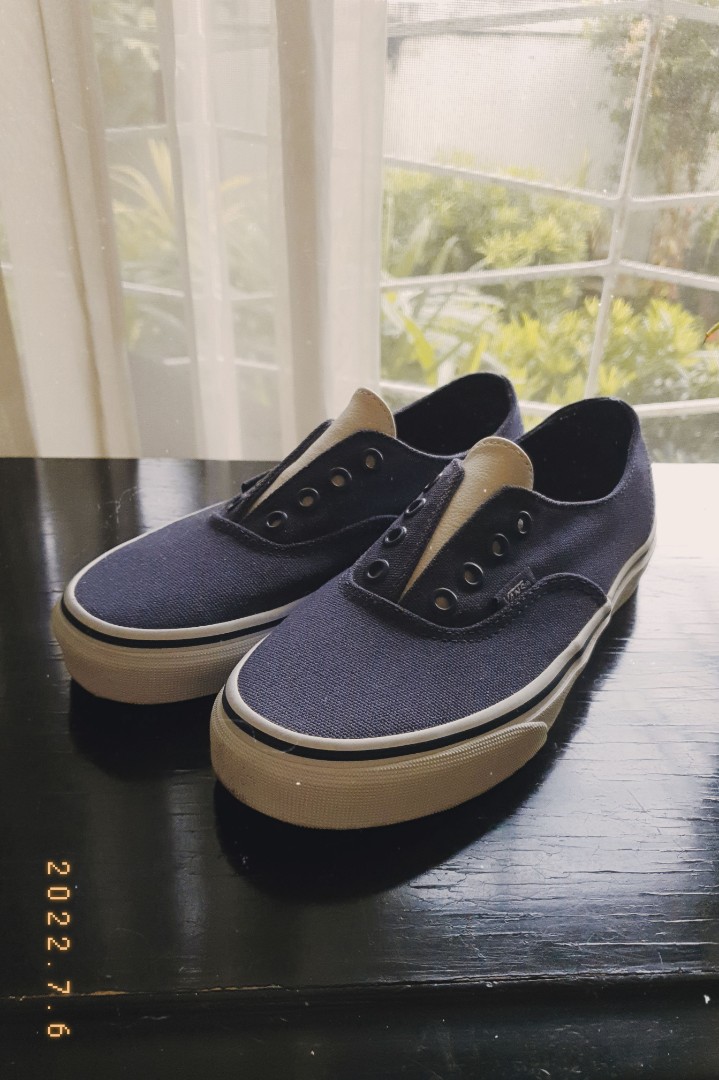 Blue vans hot sale leather tongue