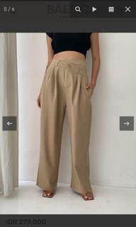 Baesic addict most wanted marina pants