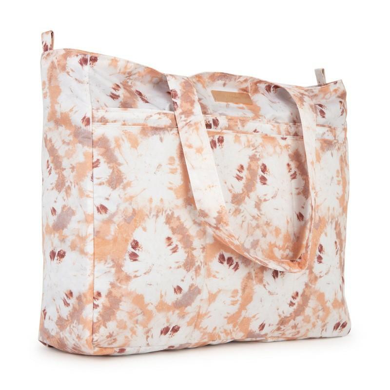 Bnwt Jujube Super Be - To Dye For (Category: Diaper Bags & Wetbags) located in Pasig City. Submitted by mommaof3ph (Listing ID 1170888263, Image 2). Description: PLEASE READ BEFORE MAKING AN OFFER Last price posted.. Onhand and ready to ship BNWT Jujube Super Be To Dye For Unopened Packaging MOP: BPI, Security Bank, GCash & PAYMAYA SF c/o Buyer - Lalamove, Grab or LBC only ❌NO TO BOGUS BUYER ❌NO TO JOY RESERVER ❌NO TO LOW BALLER Will send more cl