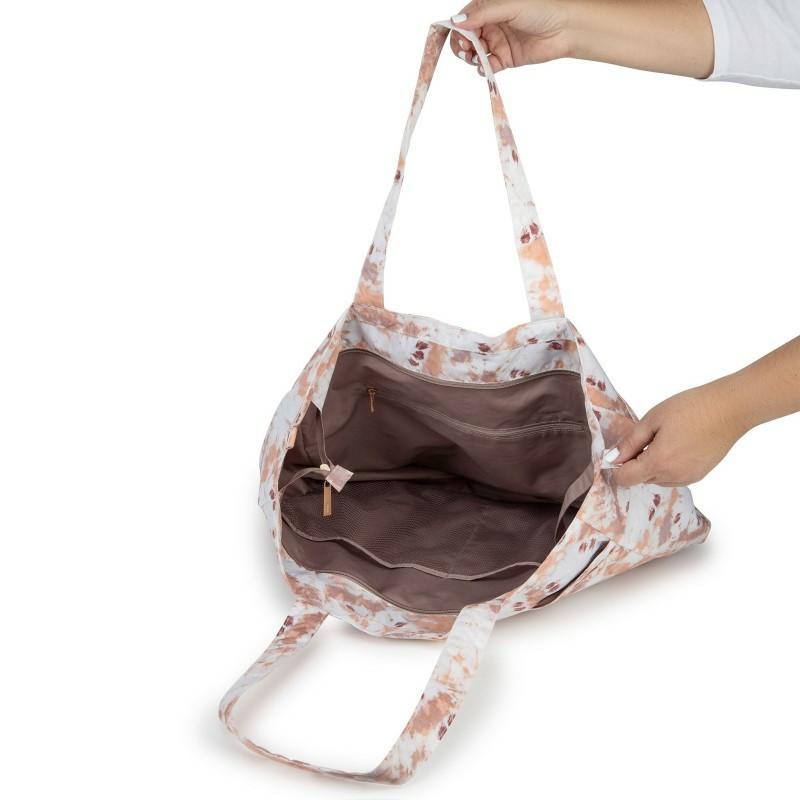 Bnwt Jujube Super Be - To Dye For (Category: Diaper Bags & Wetbags) located in Pasig City. Submitted by mommaof3ph (Listing ID 1170888263, Image 3). Description: PLEASE READ BEFORE MAKING AN OFFER Last price posted.. Onhand and ready to ship BNWT Jujube Super Be To Dye For Unopened Packaging MOP: BPI, Security Bank, GCash & PAYMAYA SF c/o Buyer - Lalamove, Grab or LBC only ❌NO TO BOGUS BUYER ❌NO TO JOY RESERVER ❌NO TO LOW BALLER Will send more cl
