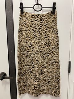 （分類：）位於 。 由 chodae.closet 提交（商品編號 1171039380，圖片 1）。簡介： 。