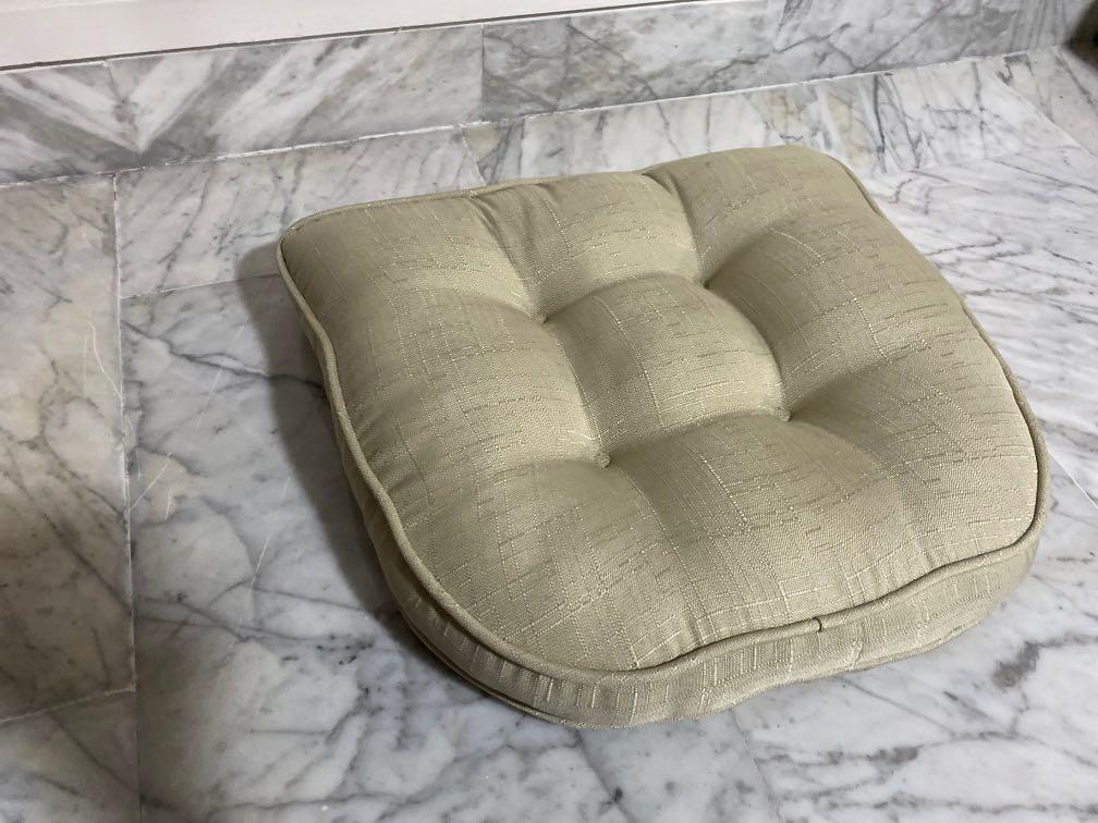 Spotlight sales chair pads