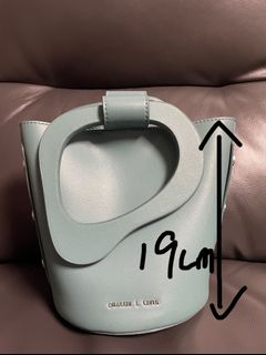 （分類：）位於 。 由 ting_tkh 提交（商品編號 1171034467，圖片 1）。簡介： 。