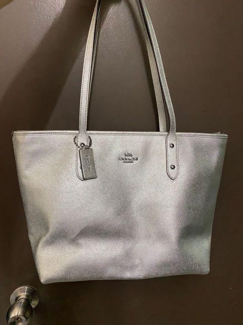 Coach city zip tote silver
