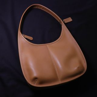 （分類：）位於 。 由 wend0scillatew1ldly 提交（商品編號 1171004304，圖片 1）。簡介： 。