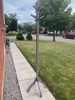 Coat rack / coat tree