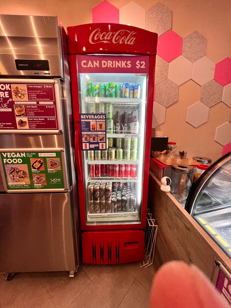 Coca cola display fridge hotsell