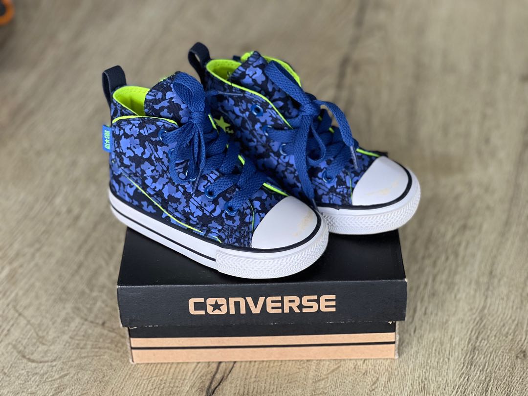 Converse Simple Step Kids US6, Babies & Kids, Babies & Kids Fashion on ...