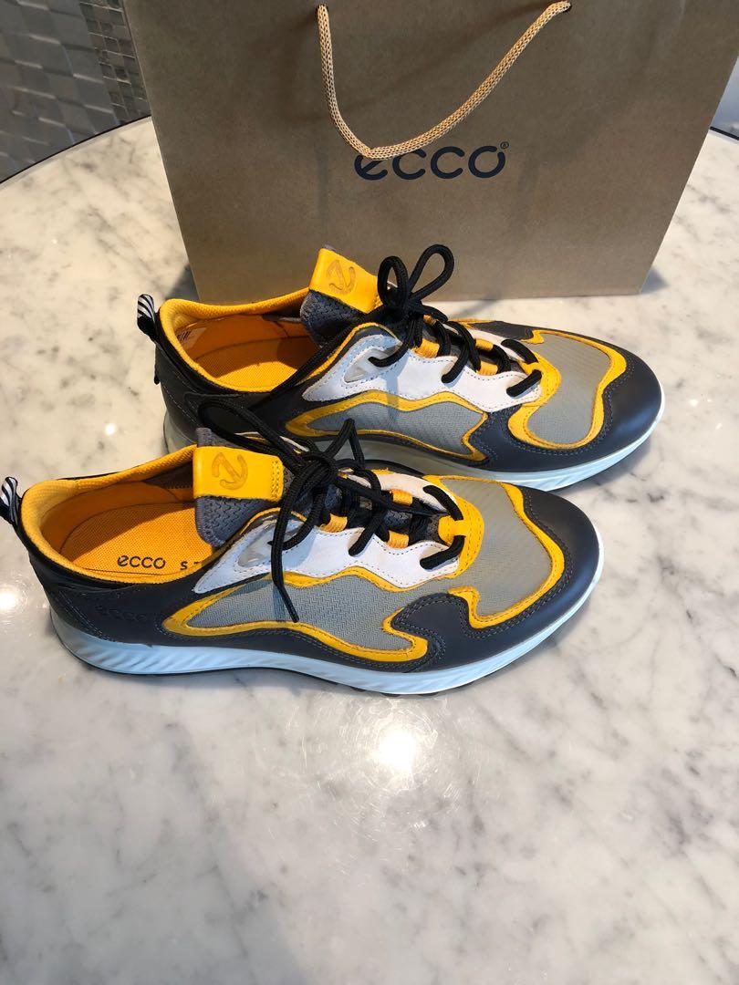 Ecco soft 1 store mens yellow