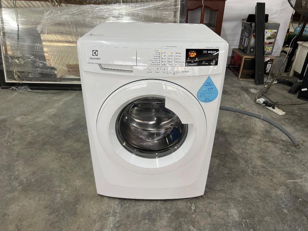 ELECTROLUX Front Load Washer EWF85743 / ELECTROLUX Pencuci Beban Depan