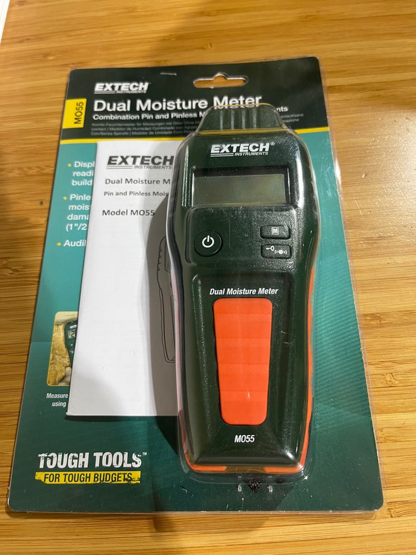 Extech dual moisture meter MO55, Mobile Phones & Gadgets, Other Gadgets