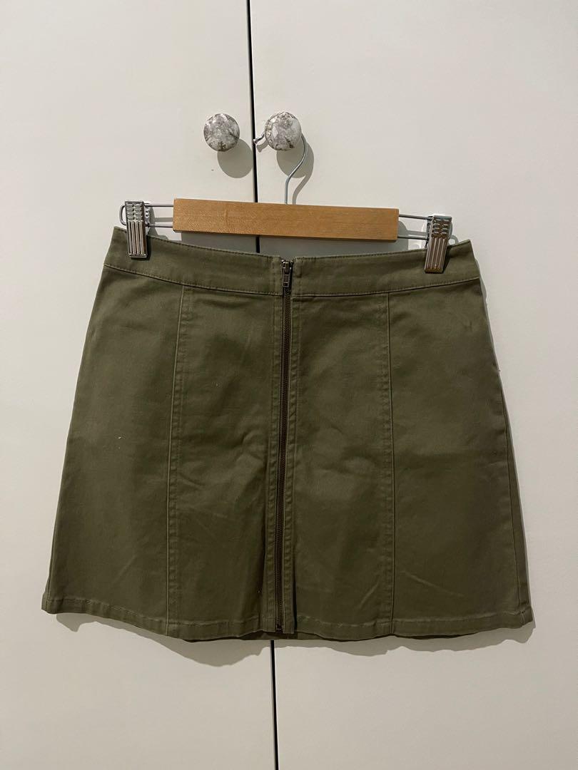 Army green skirt forever 21 deals