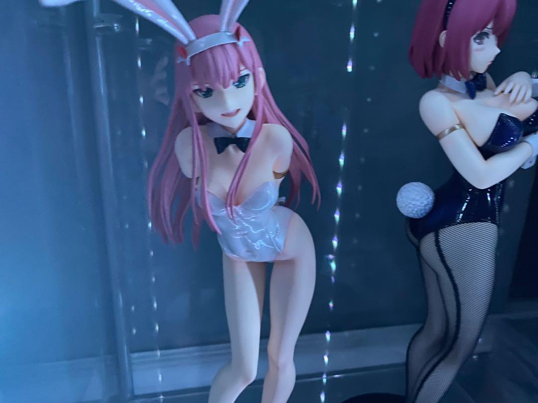 Freeing 1/4 scale hisako arato and zero two figure set (Category: Figurines & Statues) located in Muntinlupa City. Submitted by meguminn (Listing ID 1171045455, Image 2). Description: Hello im planning to sell my bunny figures as a set. Payment via gcash and delivery via lalamove shipping shouldered by buyer. Rfs: sticking to 1/7 scales Issue: zero two’s box has a small damage .