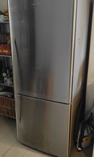 (Category: ) located in . Submitted by ghislain (Listing ID 1170874392, Image 1). Description: .