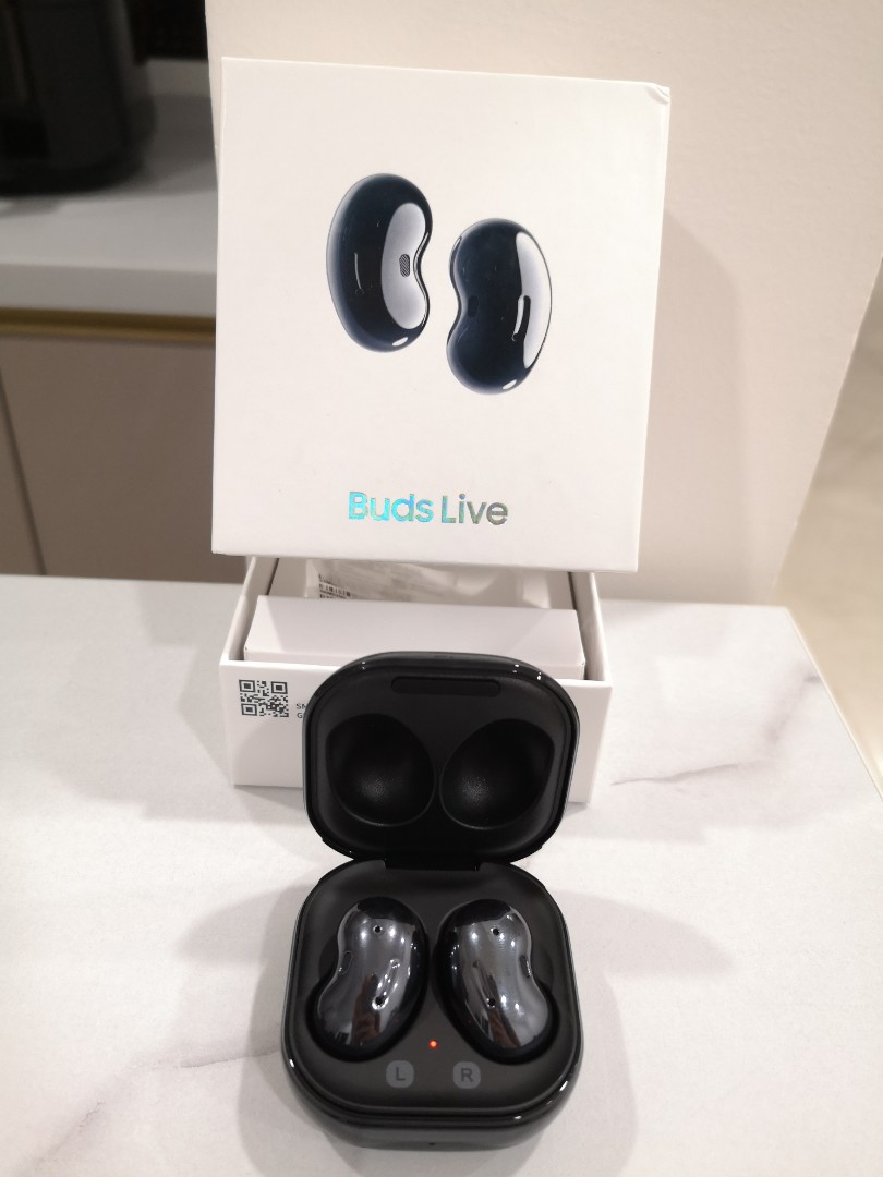 Buds best sale live black