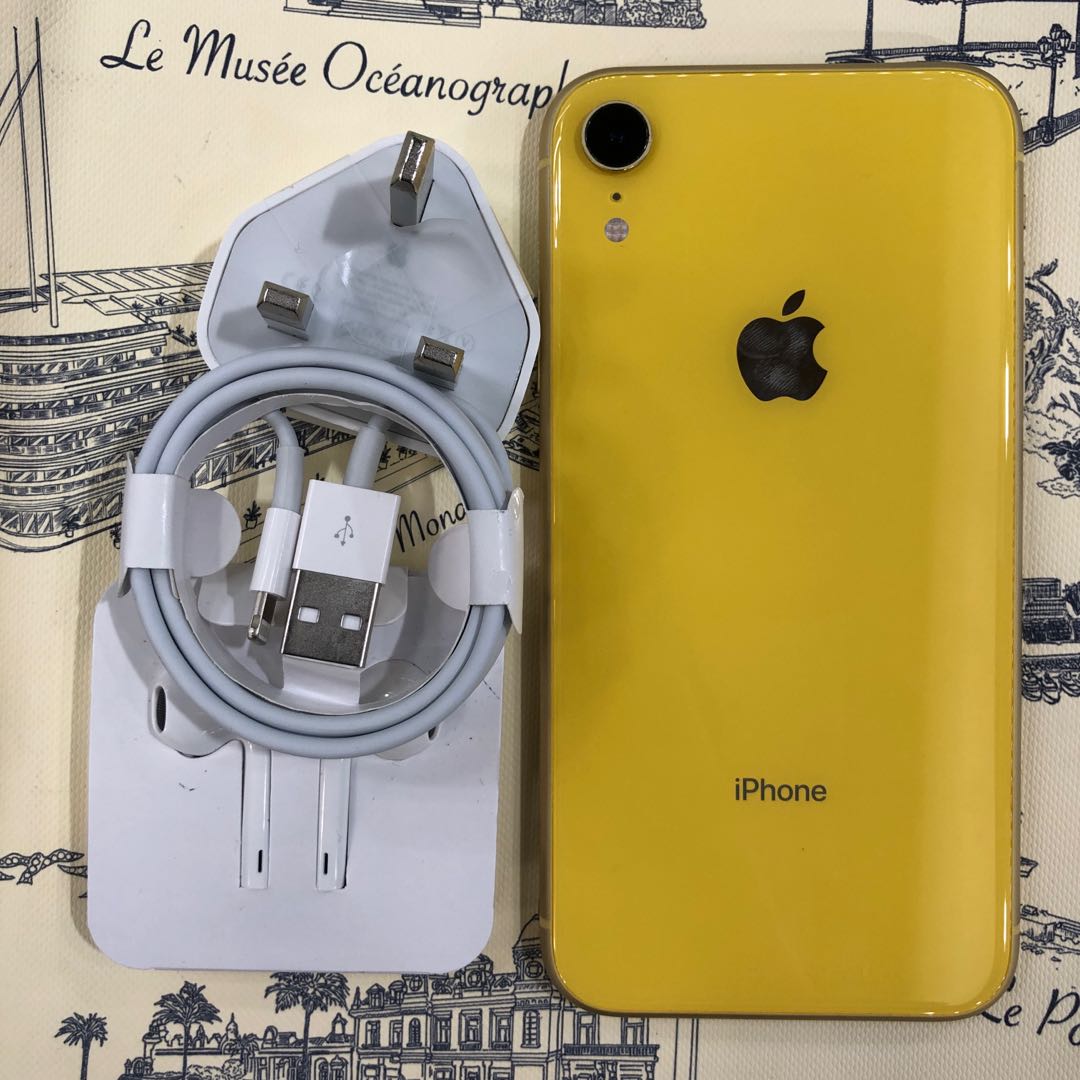 があります 美品 iPhone XR Yellow 128 GB SIMフリー IXqpw