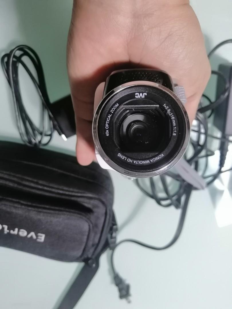 Jvc camcoder (Category: Video Cameras) located in General Mariano Alvarez. Submitted by ma.miafajardo1219 (Listing ID 1170880064, Image 3). Description: Jvc cam coder gz-E700-w model🇯🇵💕💯👍 60x zoom super light, touch screen from japan, nice in actual Best for vlogging.. Very light working excellent, open. For lay away 50% down 3mos to. Pay 12kphp only✔️😍 mark down price.