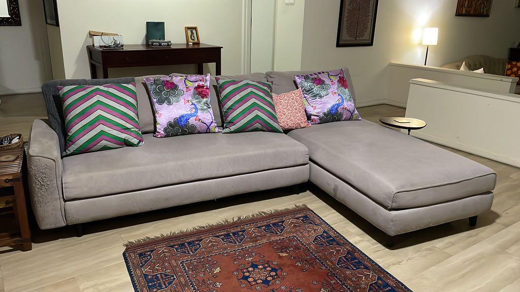 King’s Living original sofa, Furniture & Home Living, Furniture, Sofas