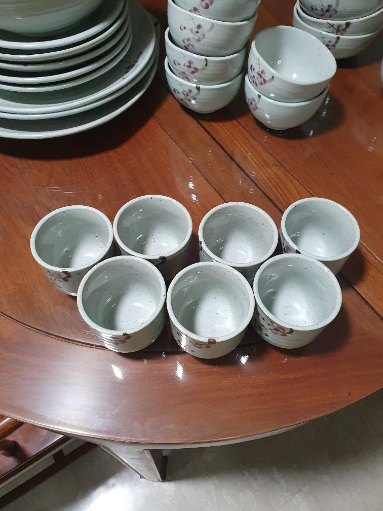 Korean made dinnerware set (30pc), Furniture & Home Living, Kitchenware