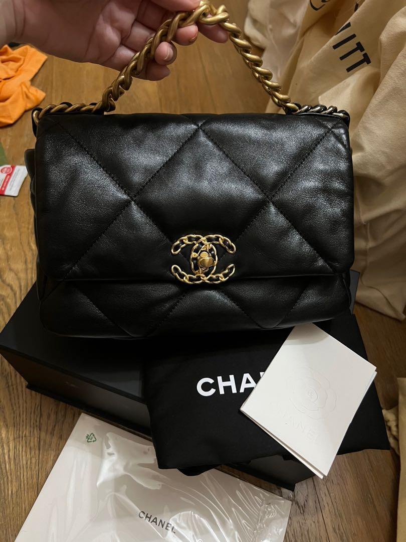 ❤️LNIB❤️#31 Chanel 19 Classic Flap Small Black Lambskin Ghw