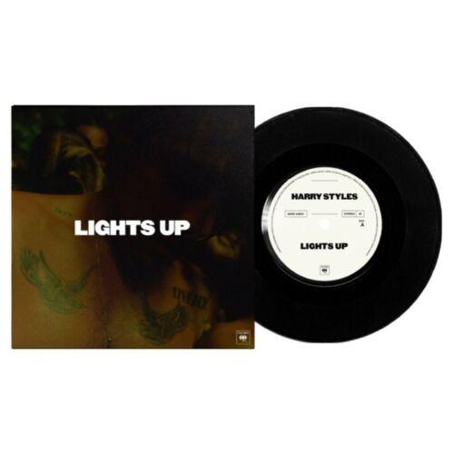 LOOKING FOR HARRY STYLES LIGHTS UP VINYL SINGLE (Category: Vinyls) located in San Mateo. Submitted by cddvdsale (Listing ID 1171048436, Image 1). Description: LOOKING FOR HARRY STYLES LIGHTS UP VINYL SINGLE MESSAGE ME :).