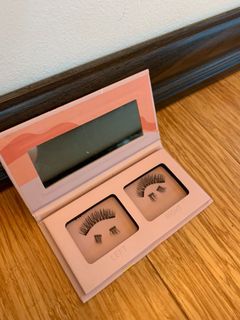 (Category: ) located in . Submitted by love.closet.cleanup (Listing ID 1170973505, Image 1). Description: .