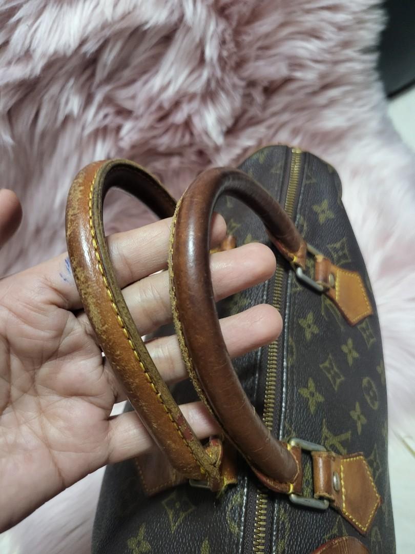 LV Doctors Bag MA1526 (Coded) (Category: Luxury Bags & Wallets) located in Taguig. Submitted by jayveeehl (Listing ID 1171028263, Image 3). Description: Preloved. RFS: Closet decluttering. Kindly check the photos for the actual condition of the bag..