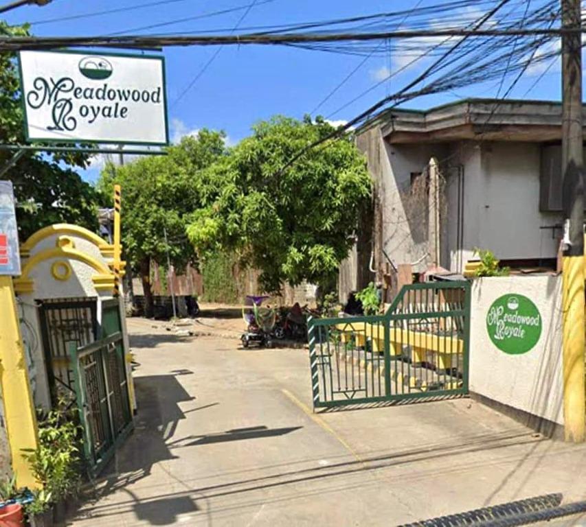MEADOWOOD ROYALE, SUMULONG ANTIPOLO CITY Residential lots for sale
