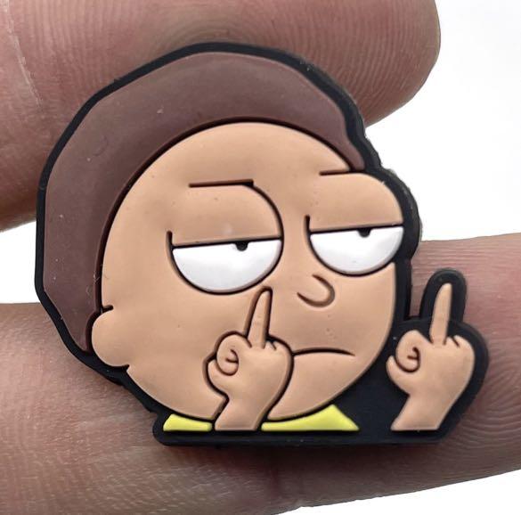 Middle outlet finger jibbitz