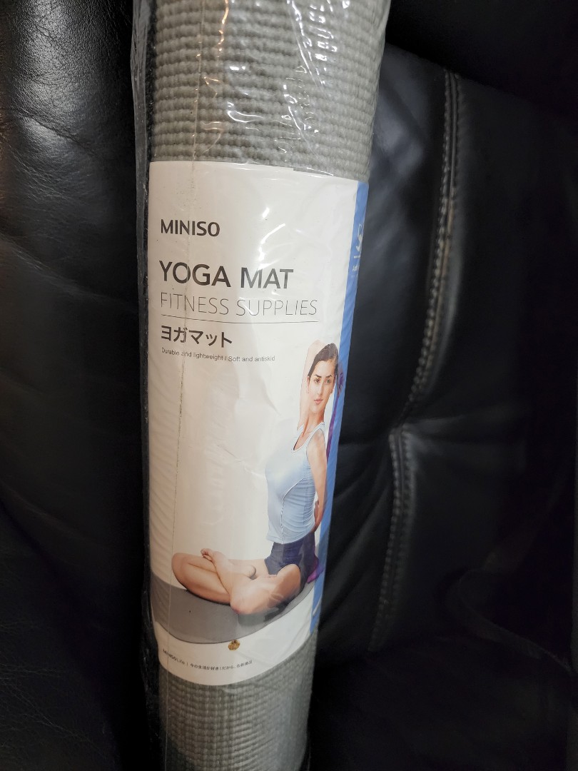 Miniso Yoga Mat, Sports Equipment, Exercise & Fitness, Exercise Mats on