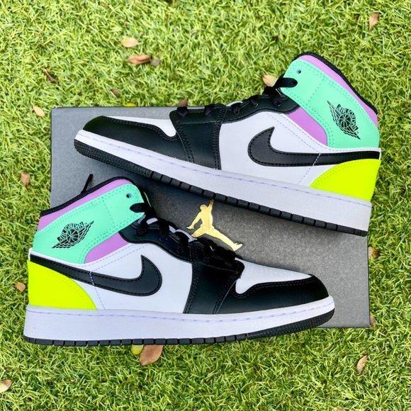 Nike Air Jordan 1 mid black multicolor shoes