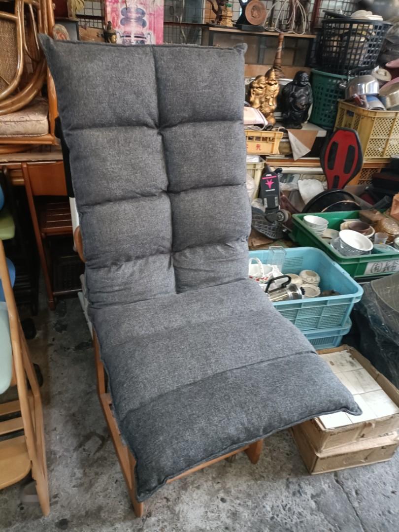 Nitori floor chair cheap